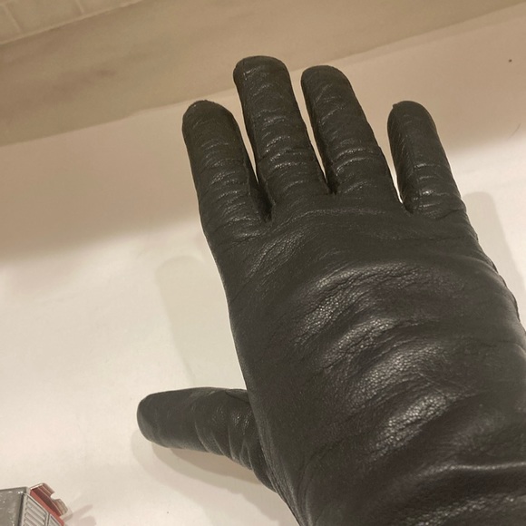 Christian Dior vintage, black leather one button, calf skin gloves - Picture 4 of 14